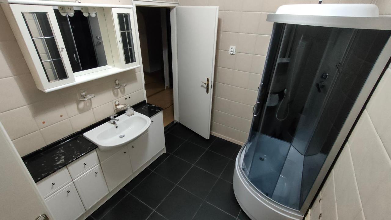 Nikolux Apartman Hajdúszoboszló Esterno foto