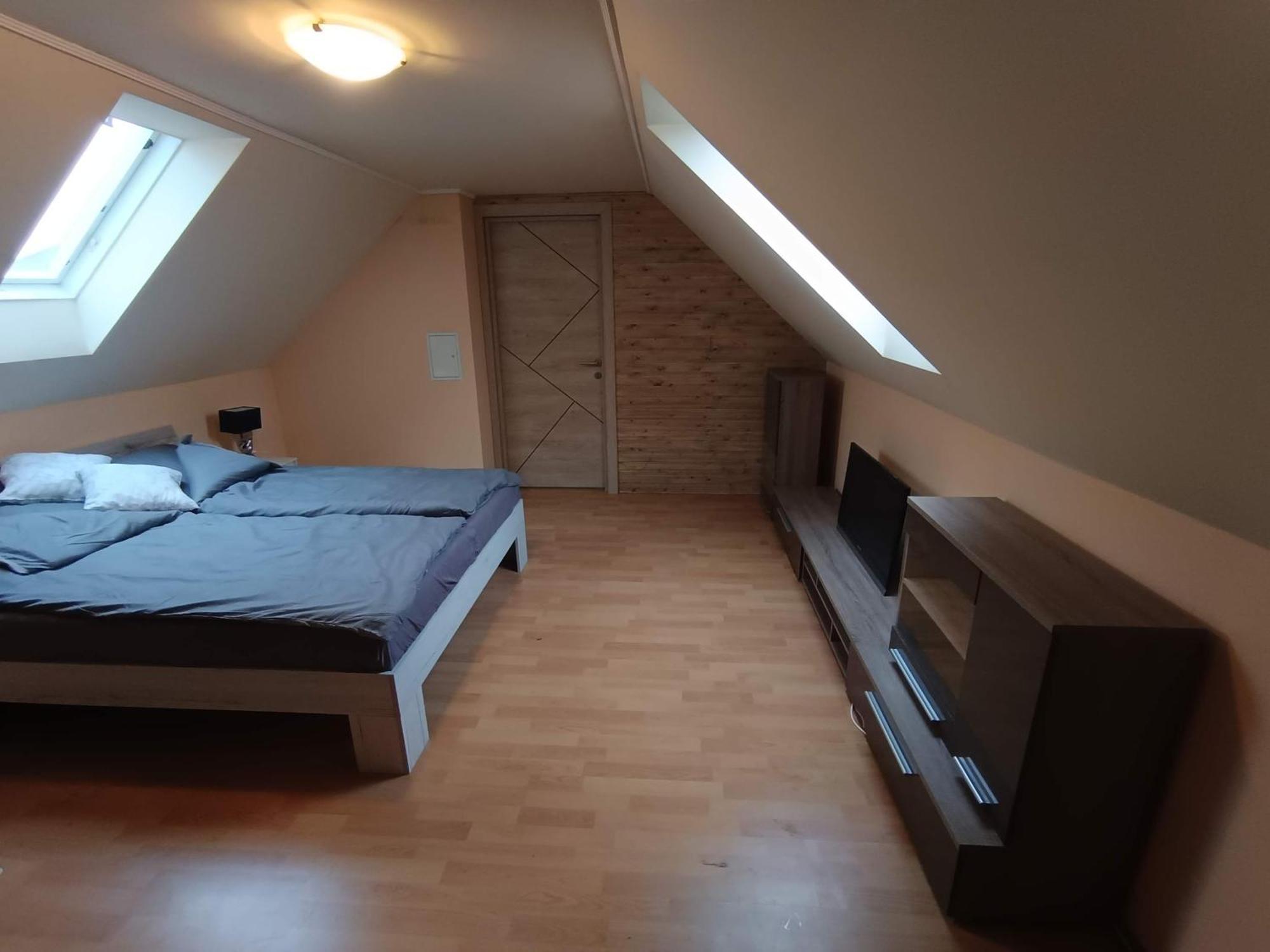 Nikolux Apartman Hajdúszoboszló Esterno foto
